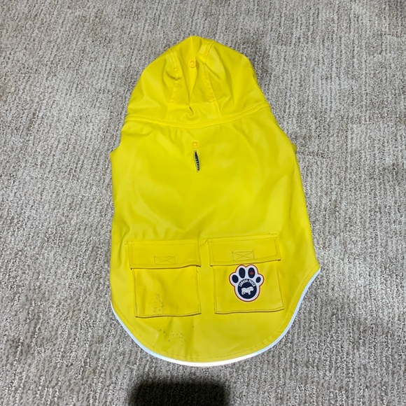 Canada Pooch rain jacket - Picture 1 of 4